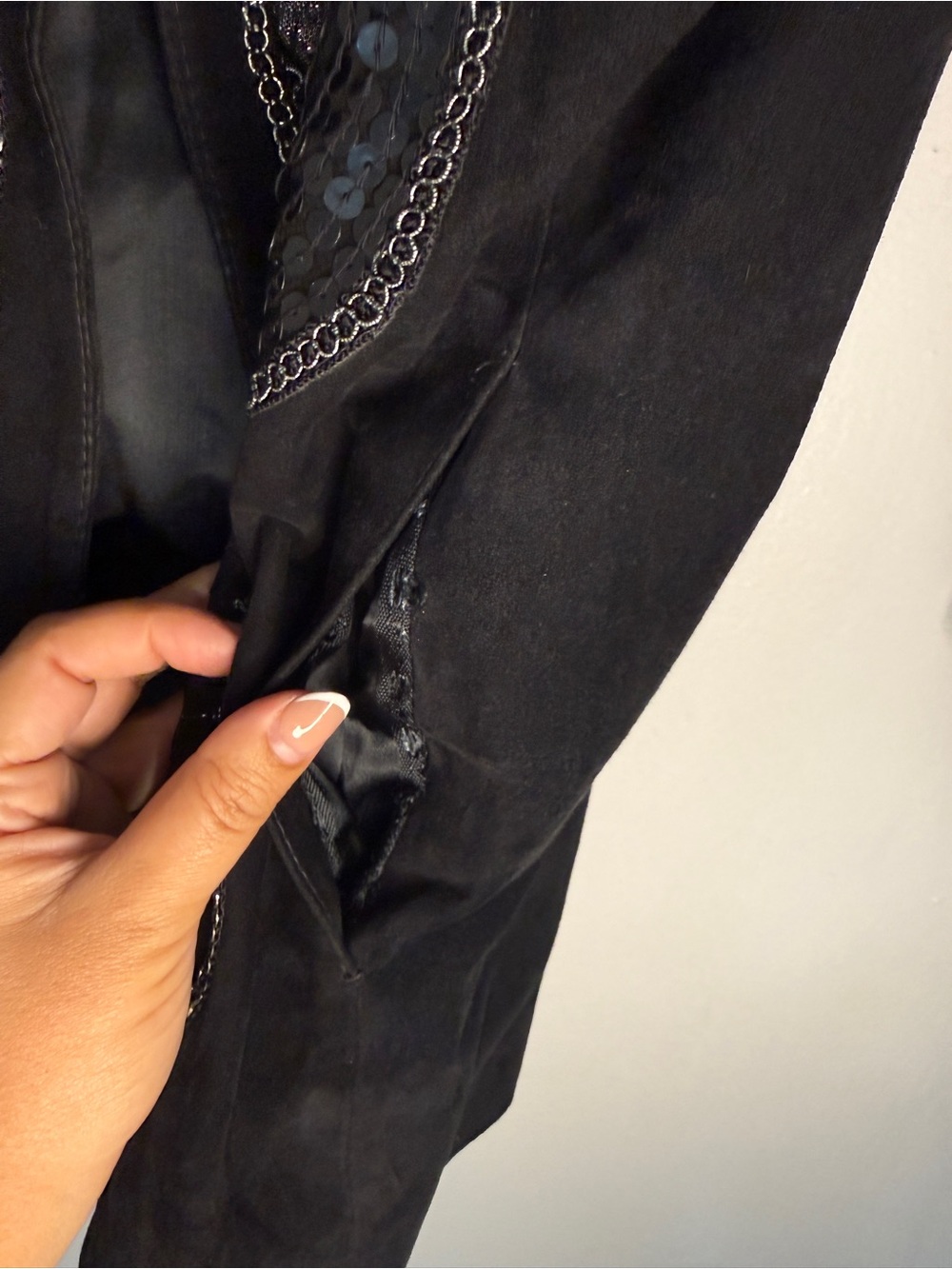 Saks Fifth Ave Judith Ann Creation Black Embellished Suede Jacket - Picture 5 of 6